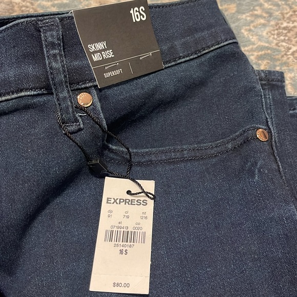 Express Jeans - Picture 3 of 4